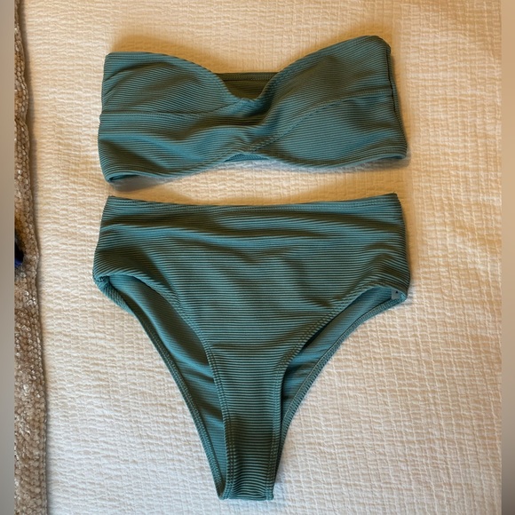 SHEIN Plain Bikini Swimsuit High Waisted with Crisscross Top - Picture 5 of 6